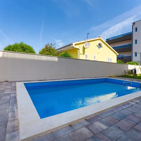 Privlaka Perl Apartment