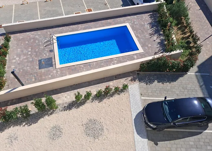 Perl * Privlaka (Zadar)